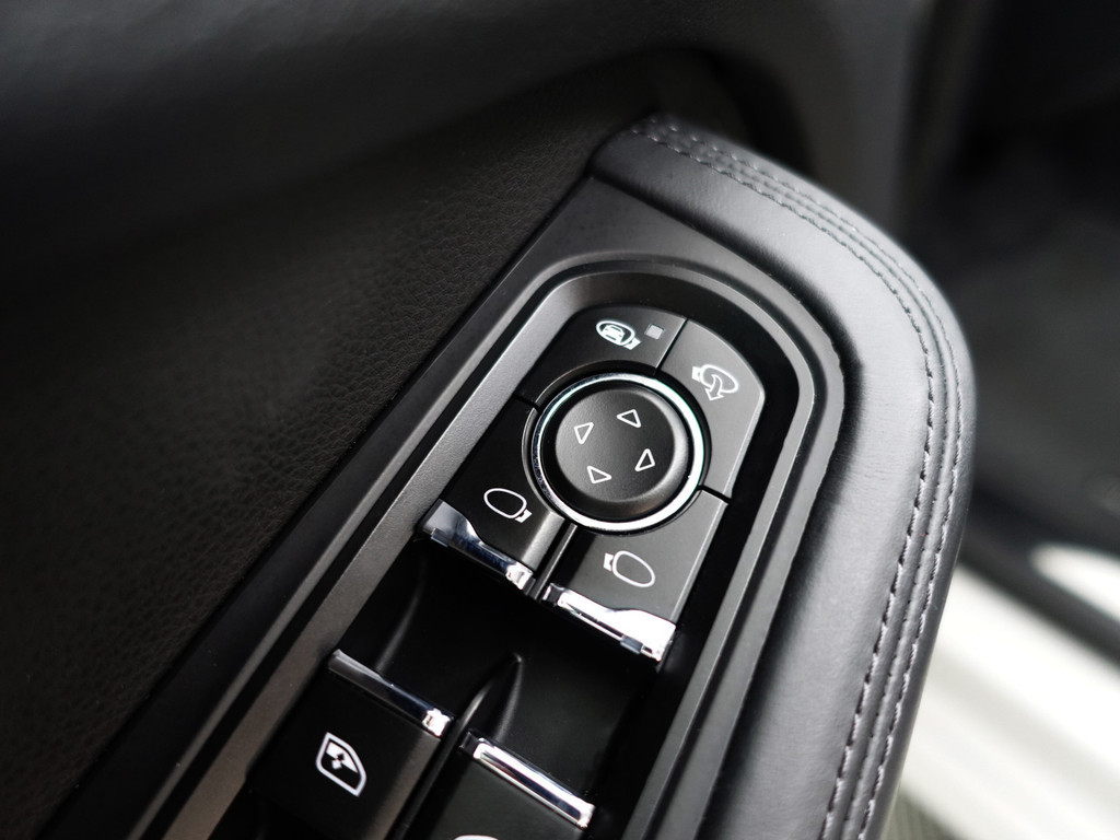 
Porsche Macan 3.0 S Design Aut- Sport Chrono, Panoramadak, Stuur/Stoelverwarming, Bose Audio, Memory Seats vol									