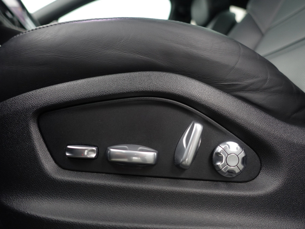 
Porsche Cayenne Coupé 3.0 E-Hybrid Mansory Aut- Full Carbon Package, Sportuitlaat, Bose Audio, Sport Chrono, Stoelventilatie, Memory, Glazendak vol									