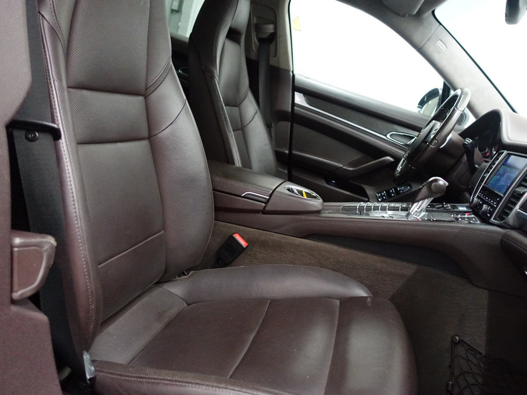 
								Porsche Panamera 4.8 Turbo 4 S 500pk Sport Chrono PDK Aut- Schuifdak, Stoelventilatie, Memory Seats, Luchtvering, Bose Audio vol									