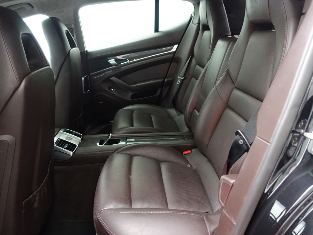 
								Porsche Panamera 4.8 Turbo 4 S 500pk Sport Chrono PDK Aut- Schuifdak, Stoelventilatie, Memory Seats, Luchtvering, Bose Audio vol									