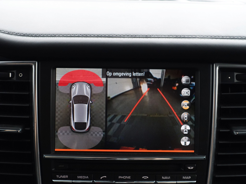 
								Porsche Panamera 3.0 4S Executive- Sport Chrono, Schuifdak, Soft Close, Stoelventilatie, Bose Audio, 360 Camera vol									