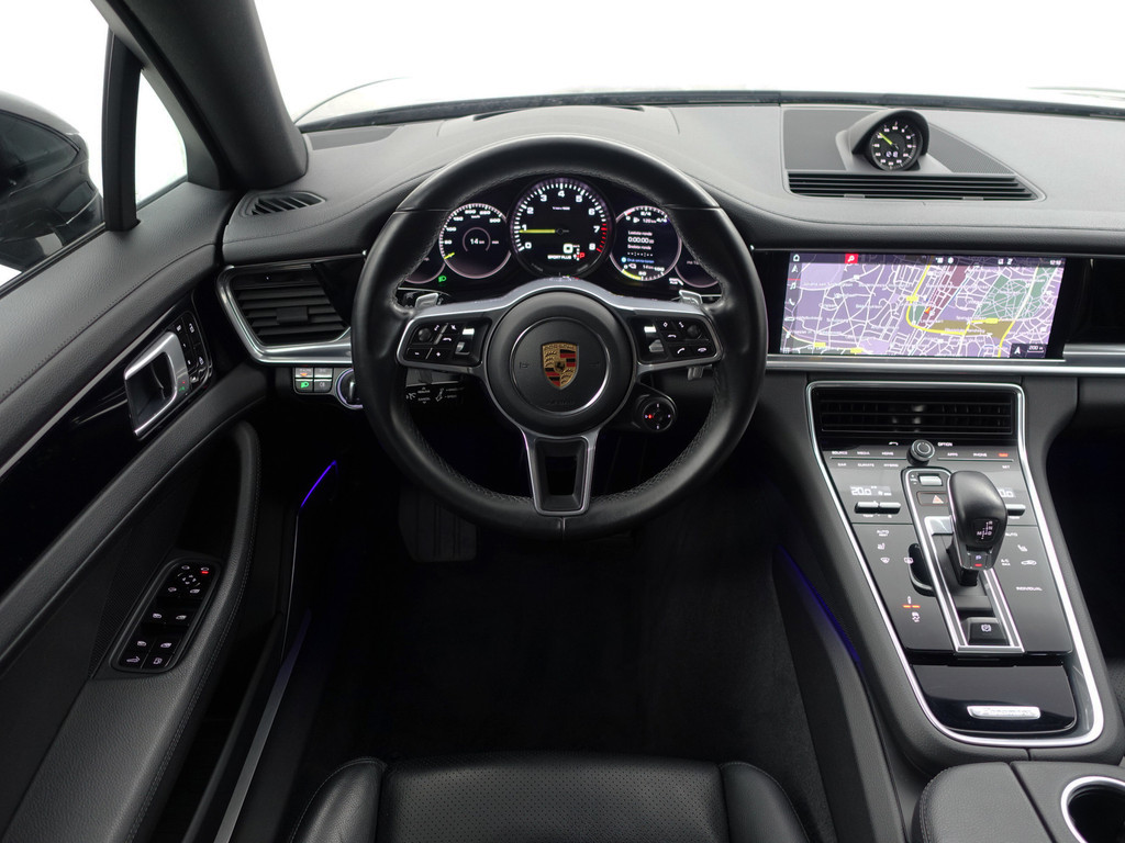 
								Porsche Panamera Sport Turismo 2.9 4 E-Hybrid 10 Years Edition Soft Close, Sport Chrono, Panoramadak, Stuurverwarming, Bose Audio, Sfeerverlichting vol									