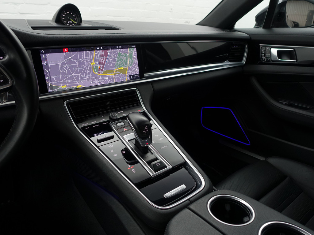 
								Porsche Panamera Sport Turismo 2.9 4 E-Hybrid 10 Years Edition Soft Close, Sport Chrono, Panoramadak, Stuurverwarming, Bose Audio, Sfeerverlichting vol									