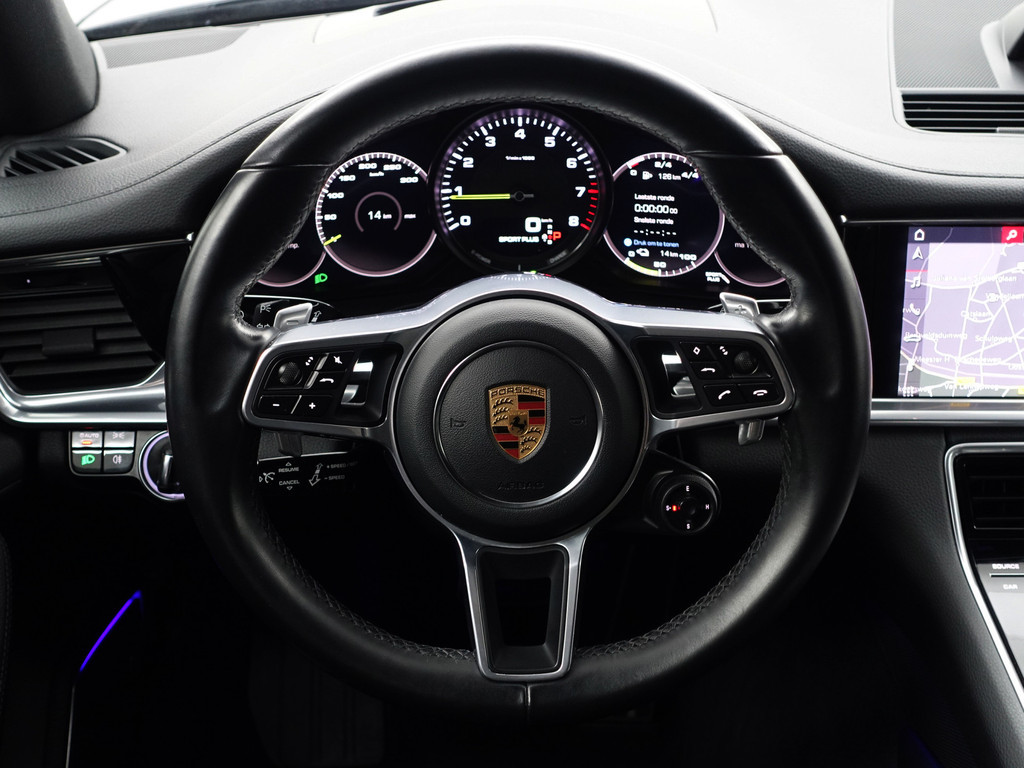 
								Porsche Panamera Sport Turismo 2.9 4 E-Hybrid 10 Years Edition Soft Close, Sport Chrono, Panoramadak, Stuurverwarming, Bose Audio, Sfeerverlichting vol									
