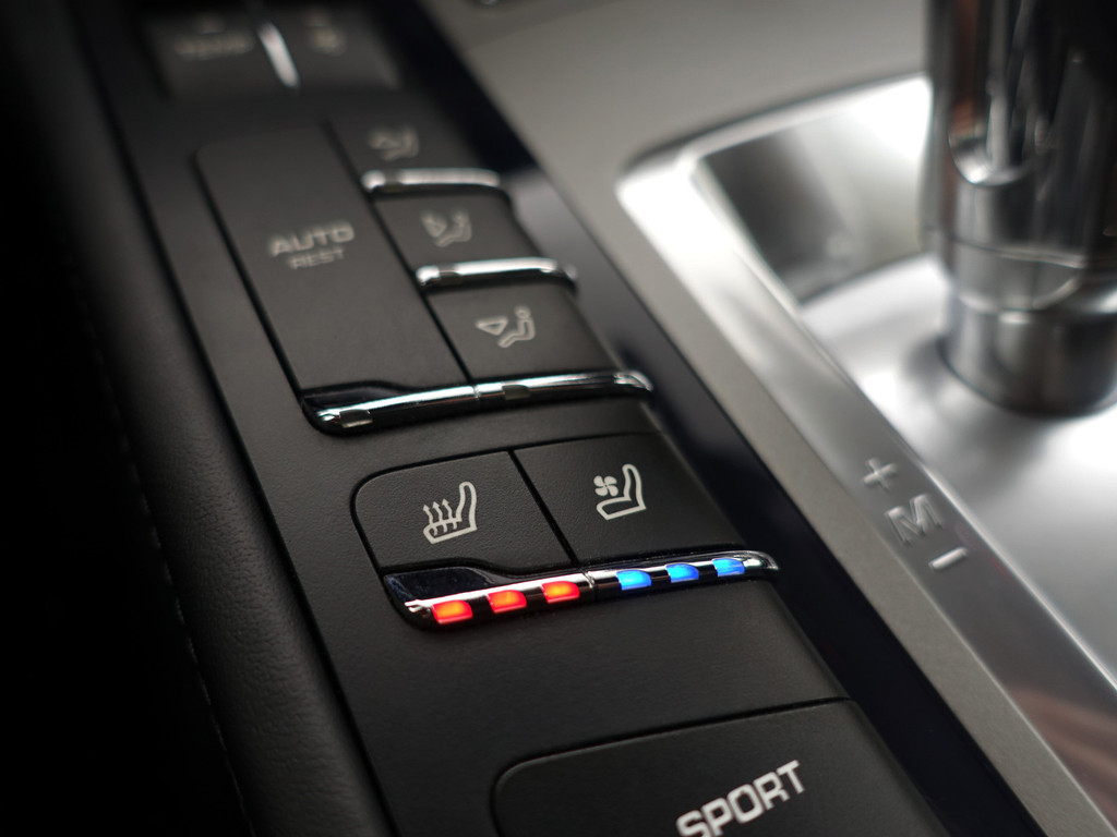
								Porsche Panamera 3.0 4S Executive- Sport Chrono, Schuifdak, Soft Close, Stoelventilatie, Bose Audio, 360 Camera vol									