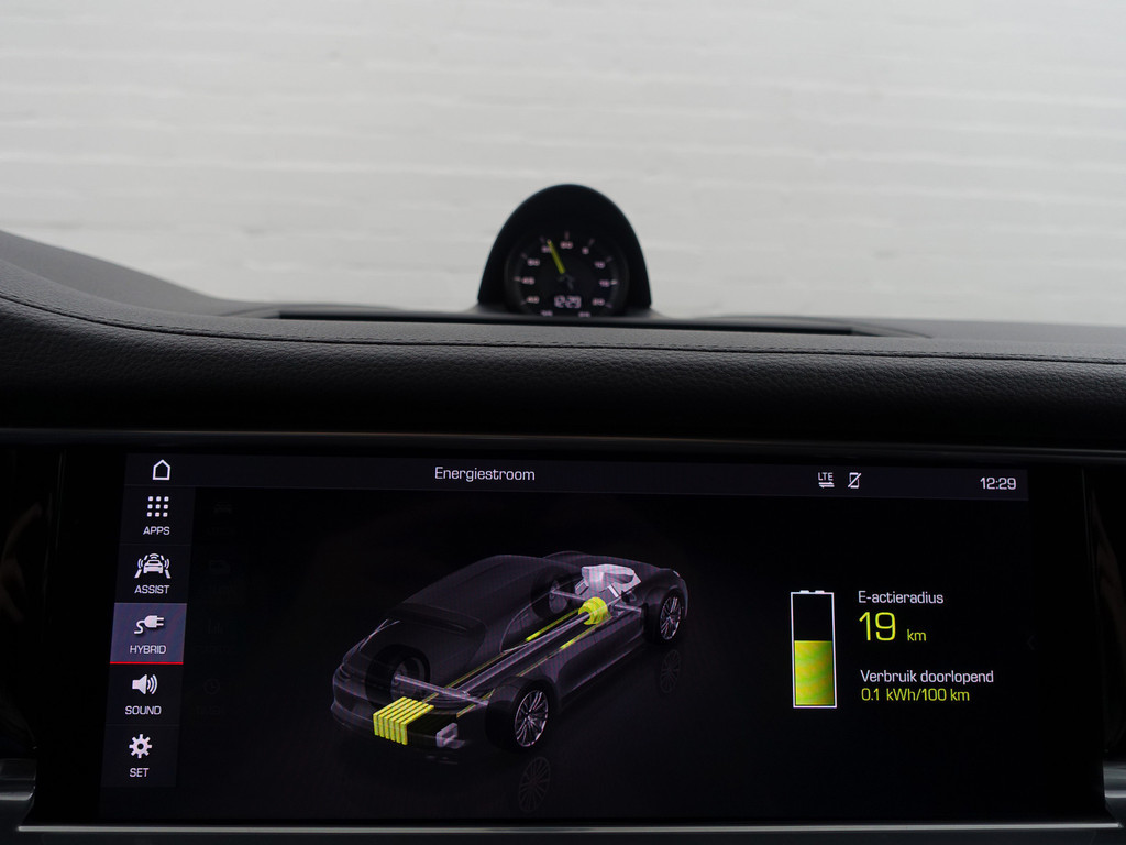 
								Porsche Panamera Sport Turismo 2.9 4 E-Hybrid 10 Years Edition Soft Close, Sport Chrono, Panoramadak, Stuurverwarming, Bose Audio, Sfeerverlichting vol									