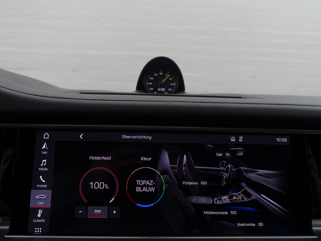 
								Porsche Panamera Sport Turismo 2.9 4 E-Hybrid 10 Years Edition Soft Close, Sport Chrono, Panoramadak, Stuurverwarming, Bose Audio, Sfeerverlichting vol									