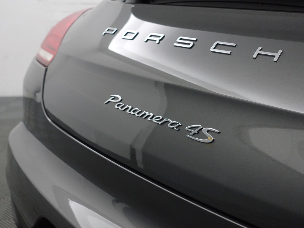 
								Porsche Panamera 3.0 4S Executive- Sport Chrono, Schuifdak, Soft Close, Stoelventilatie, Bose Audio, 360 Camera vol									