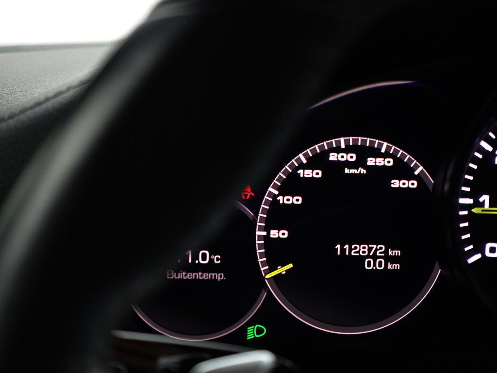 
								Porsche Panamera Sport Turismo 2.9 4 E-Hybrid 10 Years Edition Soft Close, Sport Chrono, Panoramadak, Stuurverwarming, Bose Audio, Sfeerverlichting vol									