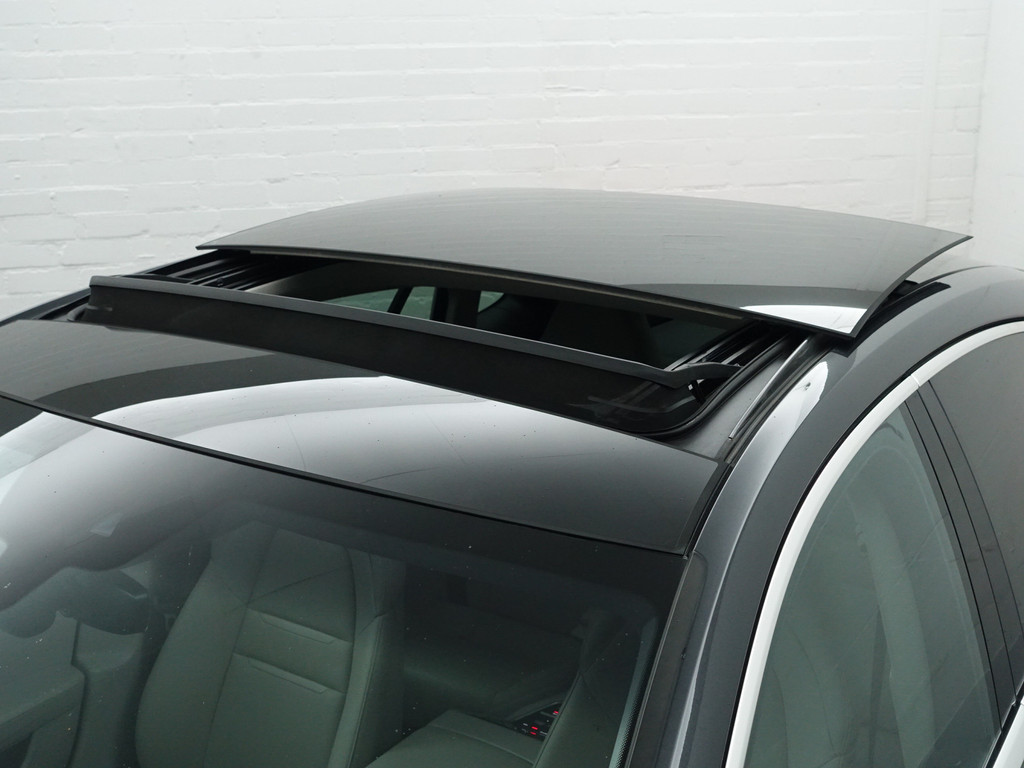 
								Porsche Panamera 2.9 4 E-Hybrid Sport Design Aut- Keramisch, Stoelventilatie, Bose Audio, Sport Chrono, Sportuitlaat+ vol									