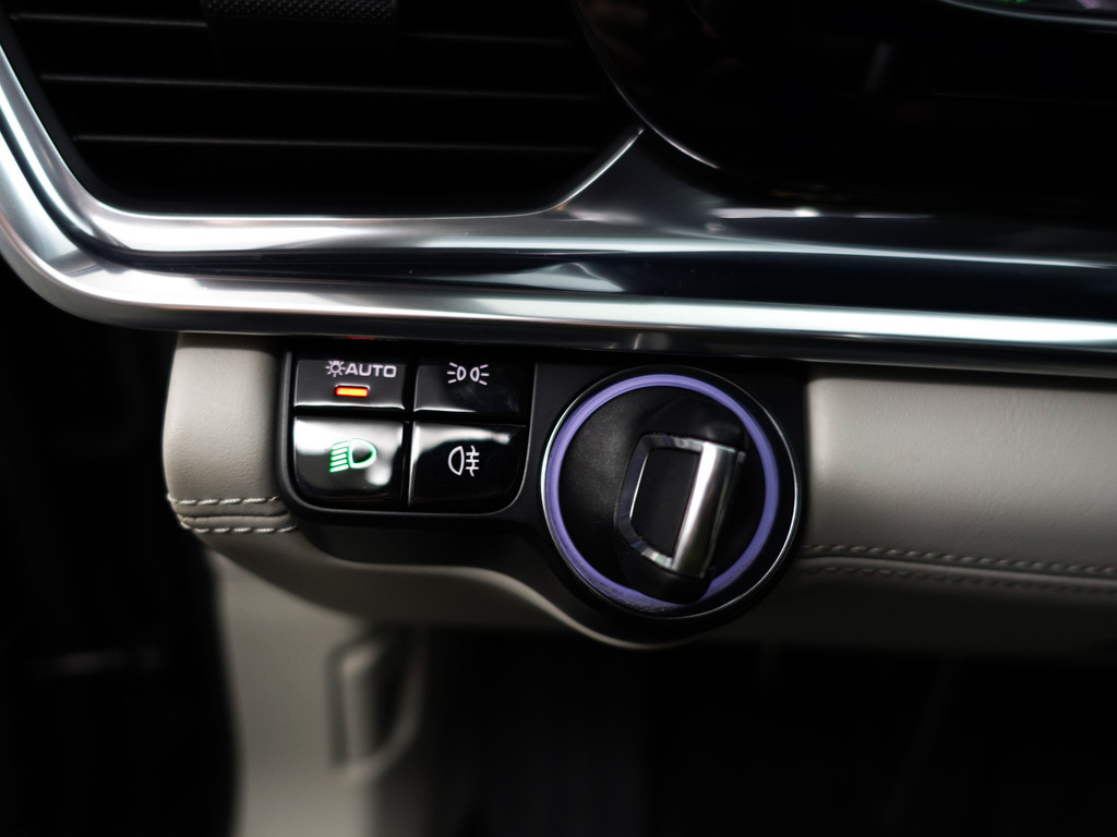
								Porsche Panamera 2.9 4 E-Hybrid Sport Design Aut- Keramisch, Stoelventilatie, Bose Audio, Sport Chrono, Sportuitlaat+ vol									