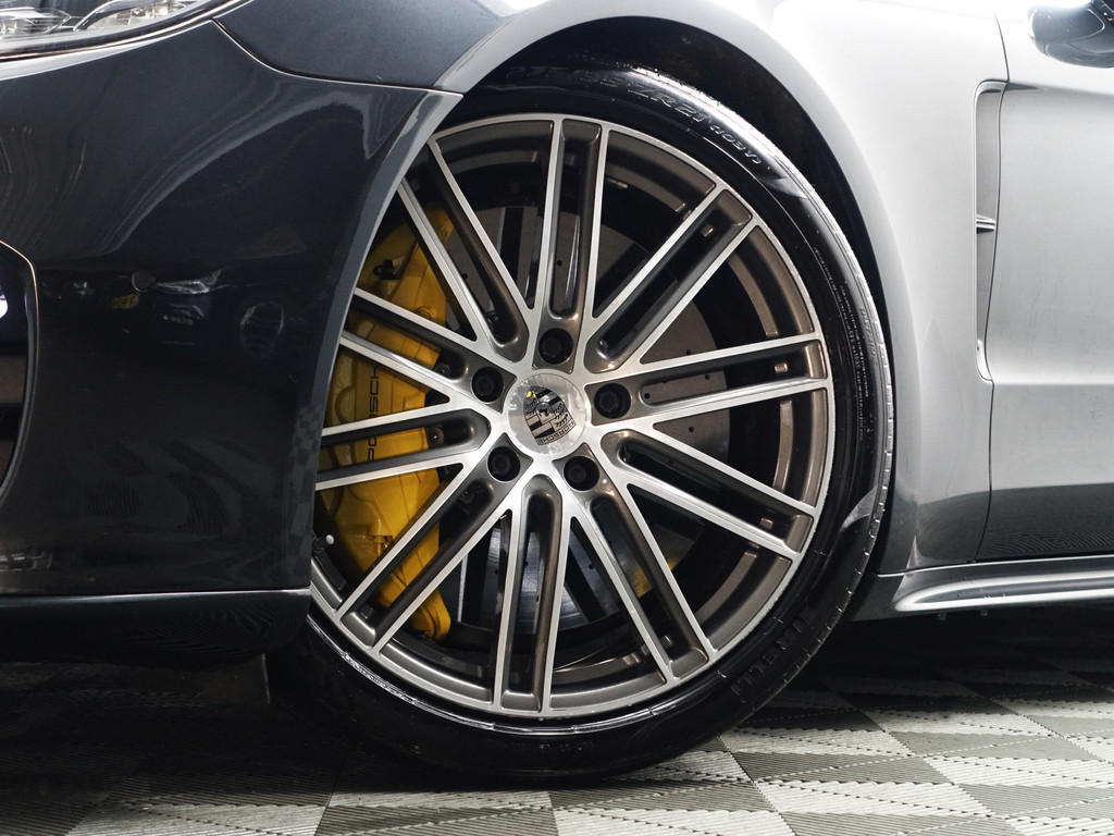 
								Porsche Panamera 2.9 4 E-Hybrid Sport Design Aut- Keramisch, Stoelventilatie, Bose Audio, Sport Chrono, Sportuitlaat+ vol									