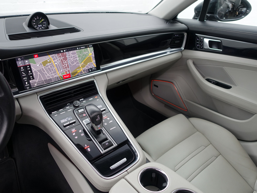 
								Porsche Panamera 2.9 4 E-Hybrid Sport Design Aut- Keramisch, Stoelventilatie, Bose Audio, Sport Chrono, Sportuitlaat+ vol									