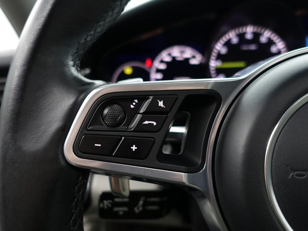 
								Porsche Panamera 2.9 4 E-Hybrid Sport Design Aut- Keramisch, Stoelventilatie, Bose Audio, Sport Chrono, Sportuitlaat+ vol									