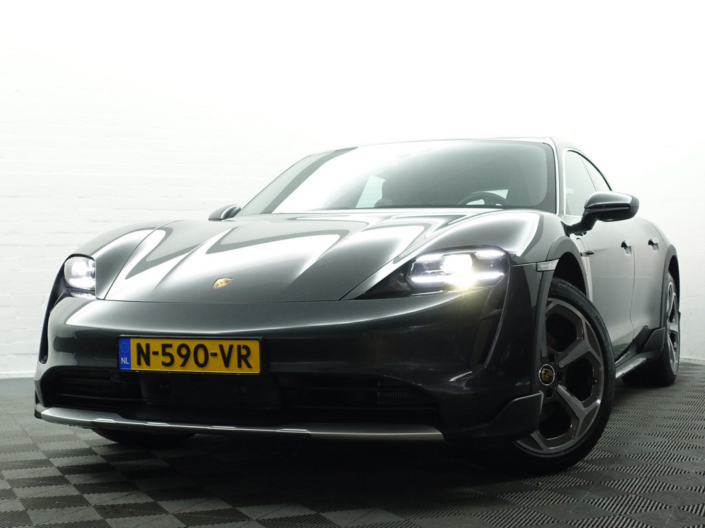 
Porsche Taycan Cross Turismo 4S 84 kWh Dual View, Nachtzichtassistent, Offroad Design pakket, Bose Sound, Stuur/Stoelverwarming vol									