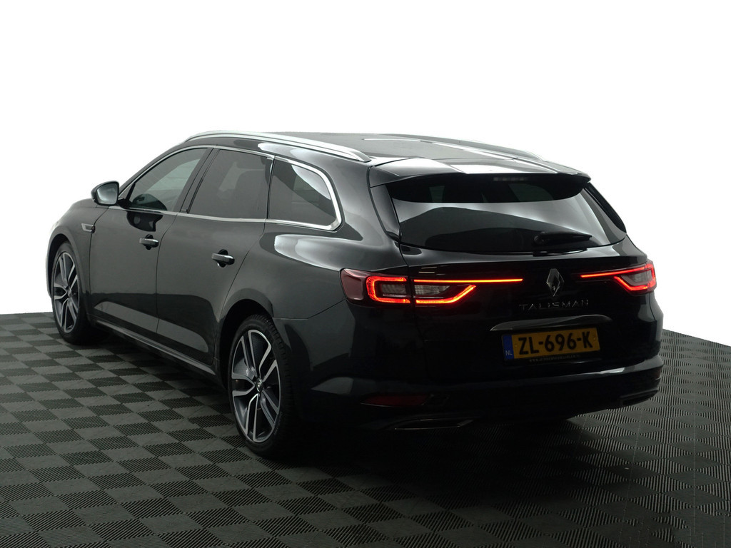 
Renault Talisman Estate 1.3 TCe Intens Aut- 4 Control, Stoelmassage, Bose Audio, Sfeerverlichting, Carbon, Lane Assist vol									
