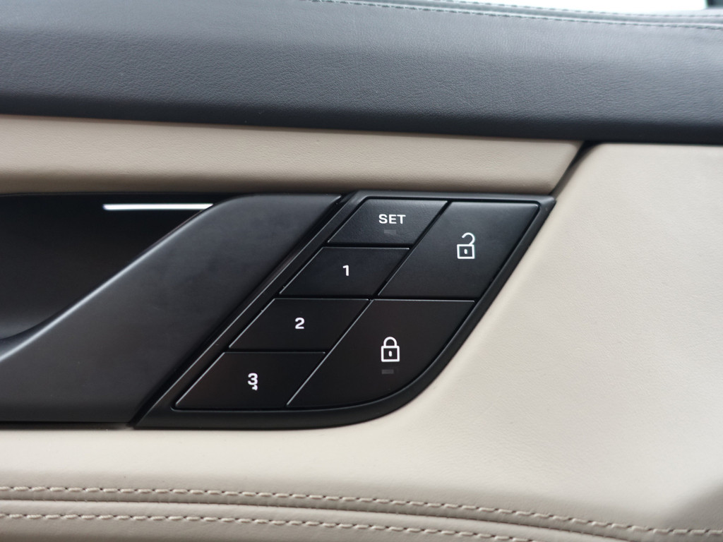 
Porsche Taycan Cross Turismo 4S 84 kWh Dual View, Nachtzichtassistent, Offroad Design pakket, Bose Sound, Stuur/Stoelverwarming vol									