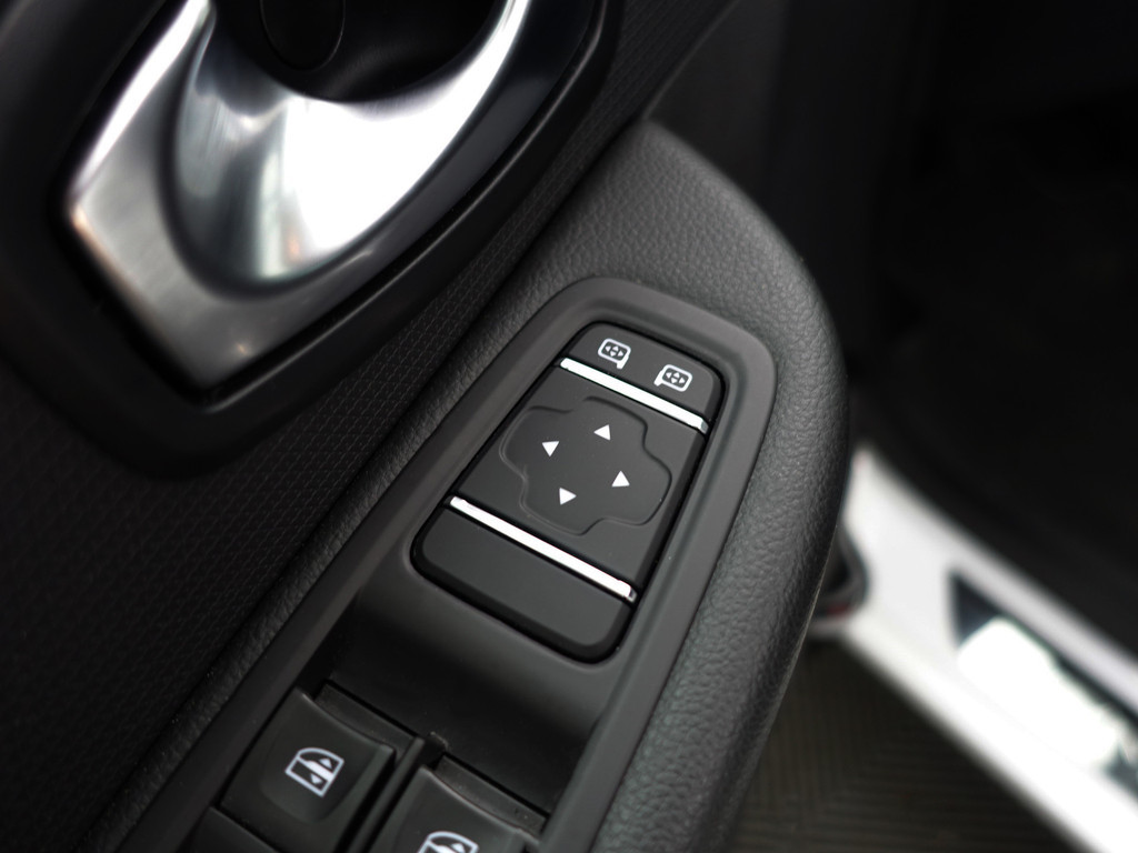 
								Renault Clio 0.9 TCe Limited- Navi, Park Assist, Clima, Cruise, Led, Sport Interieur vol									