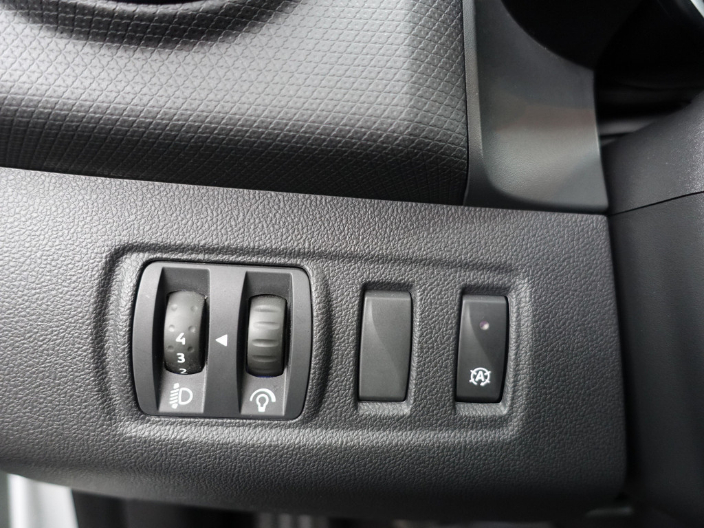 
								Renault Clio 0.9 TCe Limited- Navi, Park Assist, Clima, Cruise, Led, Sport Interieur vol									