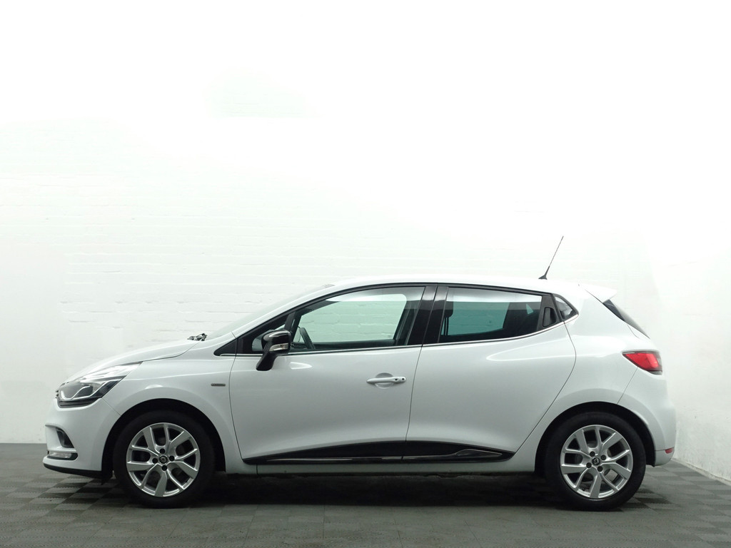 
								Renault Clio 0.9 TCe Limited- Navi, Park Assist, Clima, Cruise, Led, Sport Interieur vol									