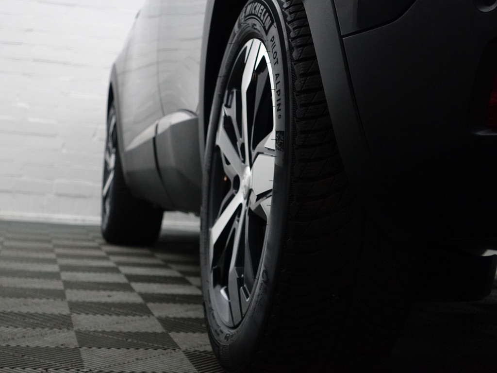 
Peugeot 3008 1.2 PureTech Crossway Premium Aut- Panodak, Carplay, Focal Audio, Sfeerverlichting, Dynamic Select, Lane Assist, Xenon Led Matrix vol									