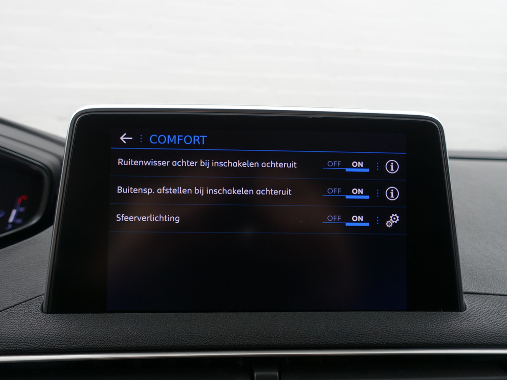 
Peugeot 3008 1.2 PureTech Crossway Premium Aut- Panodak, Carplay, Focal Audio, Sfeerverlichting, Dynamic Select, Lane Assist, Xenon Led Matrix vol									