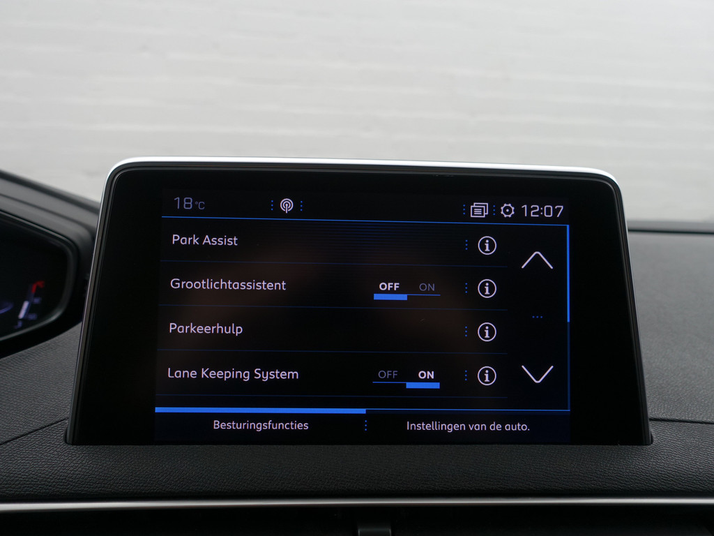 
Peugeot 3008 1.2 PureTech Crossway Premium Aut- Panodak, Carplay, Focal Audio, Sfeerverlichting, Dynamic Select, Lane Assist, Xenon Led Matrix vol									