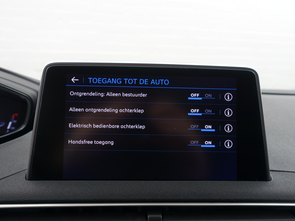 
Peugeot 3008 1.2 PureTech Crossway Premium Aut- Panodak, Carplay, Focal Audio, Sfeerverlichting, Dynamic Select, Lane Assist, Xenon Led Matrix vol									