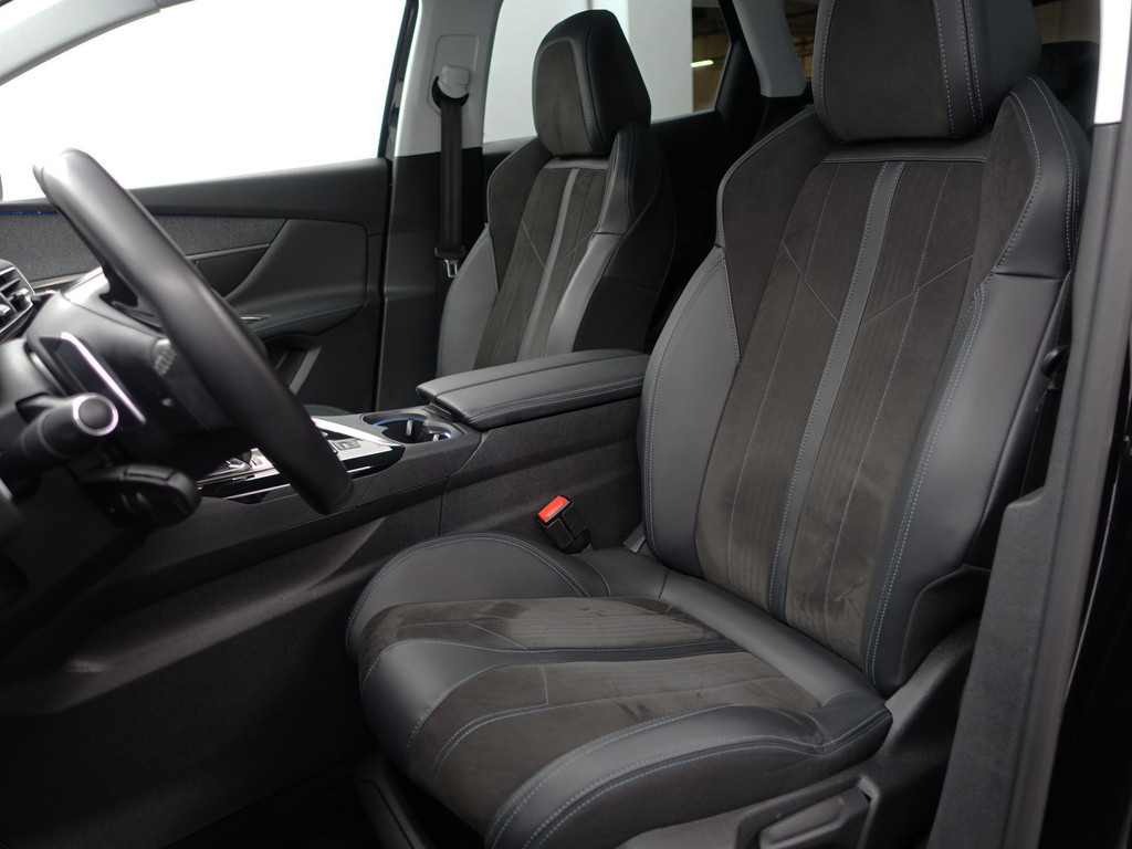 
Peugeot 3008 1.2 PureTech Crossway Premium Aut- Panodak, Carplay, Focal Audio, Sfeerverlichting, Dynamic Select, Lane Assist, Xenon Led Matrix vol									