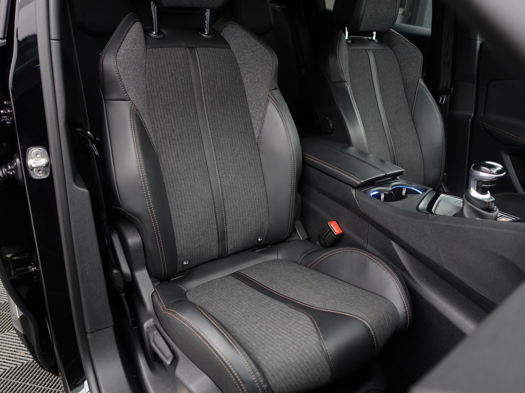 
Peugeot 3008 1.2 PureTech GT Line- Keyless, 360 Camera, Sfeerverlichting, Ada Cruise, Xenon Led, Trekhaak, Virtual cockpit vol									