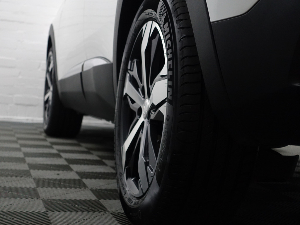 
Peugeot 3008 1.2 PureTech Crossway Aut- Panodak, Carplay, 360 Camera, Sfeerverlichting, Stoelverwarming, Keyless, Sport Interieur vol									