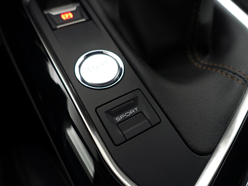 
Peugeot 3008 1.2 PureTech GT Line- Keyless, 360 Camera, Sfeerverlichting, Ada Cruise, Xenon Led, Trekhaak, Virtual cockpit vol									