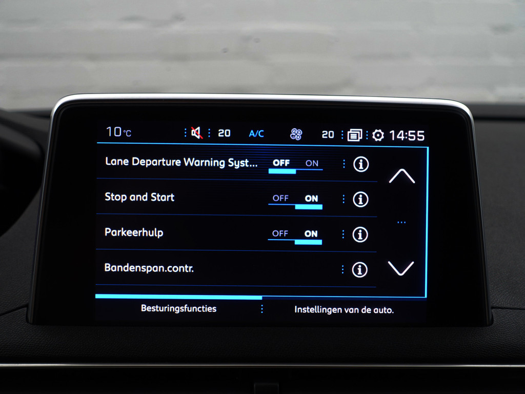 
Peugeot 3008 1.2 PureTech Crossway Aut- Alcantara Sport Interieur, Virtual Cockpit, 360 Camera, Dynamic Select, Carplay, Sfeerverlichting vol									