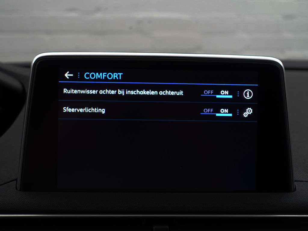 
Peugeot 3008 1.2 PureTech Crossway Aut- Alcantara Sport Interieur, Virtual Cockpit, 360 Camera, Dynamic Select, Carplay, Sfeerverlichting vol									