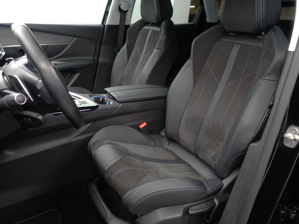 
Peugeot 3008 1.2 PureTech Crossway Aut- Alcantara Sport Interieur, Virtual Cockpit, 360 Camera, Dynamic Select, Carplay, Sfeerverlichting vol									