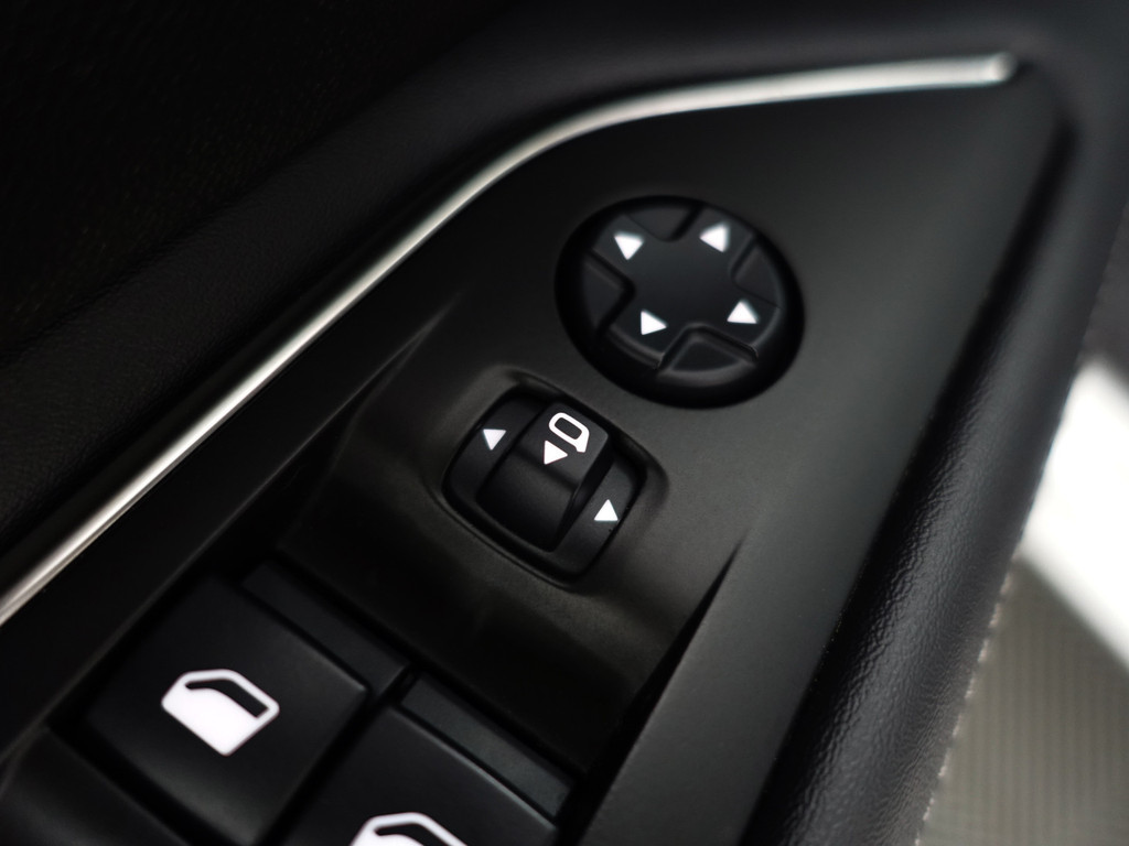 
Peugeot 3008 1.2 PureTech Allure Aut- Two Tone, Sport Leder Interieur, Carplay, Sfeerverlichting, 360 Camera, Ada Cruise vol									