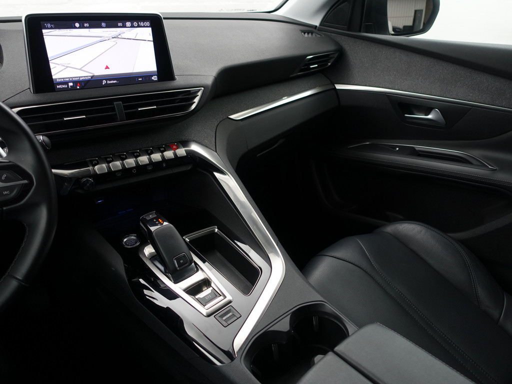 
								Peugeot 3008 1.2 PureTech Premium GT Line Aut- Two Tone, Carplay, Leder Interieur, 360 Camera, Ada Cruise, Keyless, Sfeerverlichting vol									