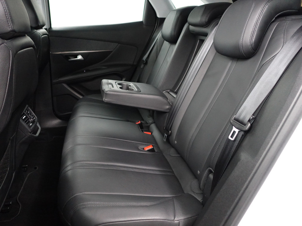 
								Peugeot 3008 1.2 PureTech Premium GT Line Aut- Two Tone, Carplay, Leder Interieur, 360 Camera, Ada Cruise, Keyless, Sfeerverlichting vol									