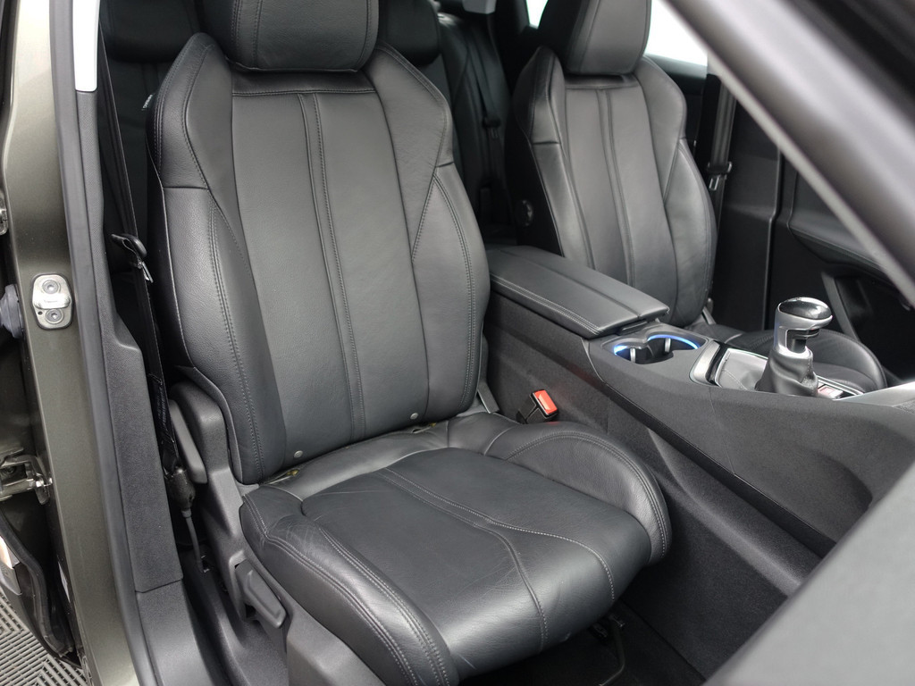
Peugeot 3008 1.2 PureTech Allure- Sport Leder Interieur, Sfeerverlichting, Carplay, Xenon Led, Virtual Cockpit, Ada Cruise vol									