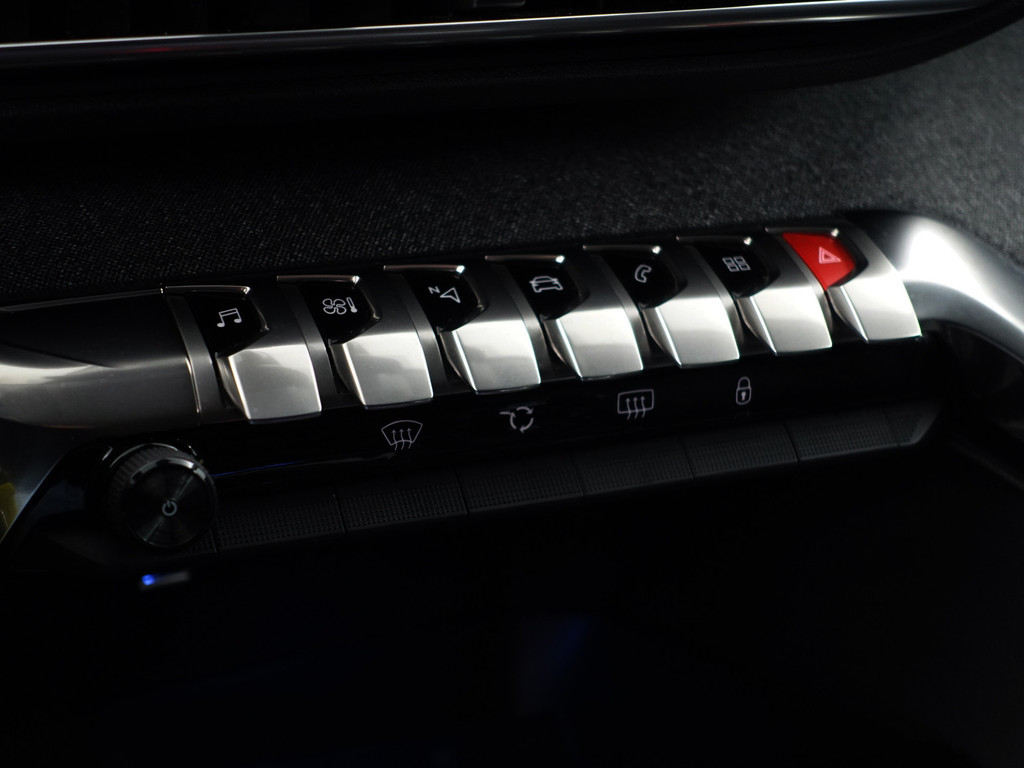 
Peugeot 3008 1.2 PureTech Allure- Sport Leder Interieur, Sfeerverlichting, Carplay, Xenon Led, Virtual Cockpit, Ada Cruise vol									