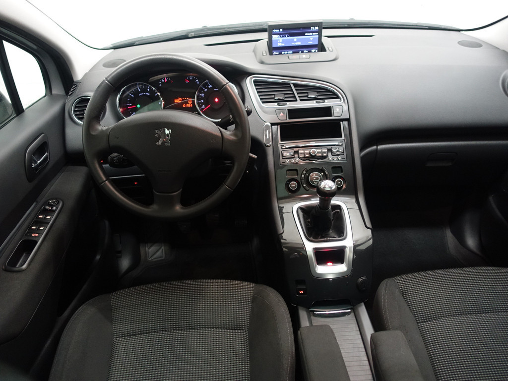 
Peugeot 5008 1.6 VTi Allure- Panodak, Navi, Clima, Cruise, Park Assist vol									