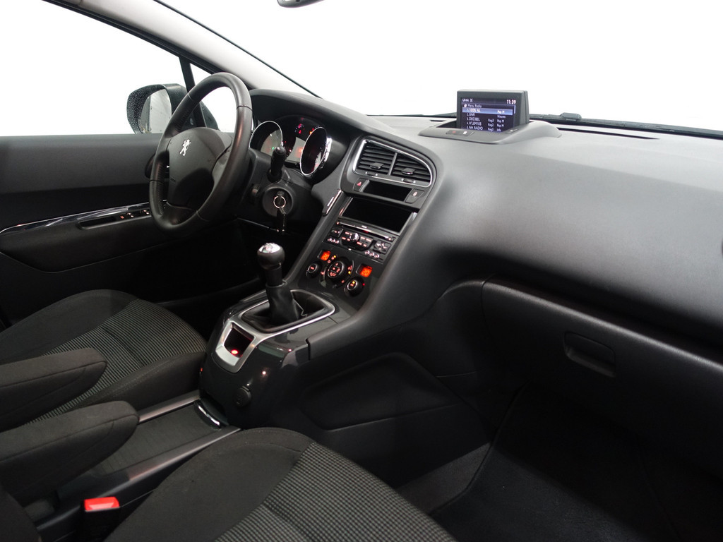 
Peugeot 5008 1.6 VTi Allure- Panodak, Navi, Clima, Cruise, Park Assist vol									