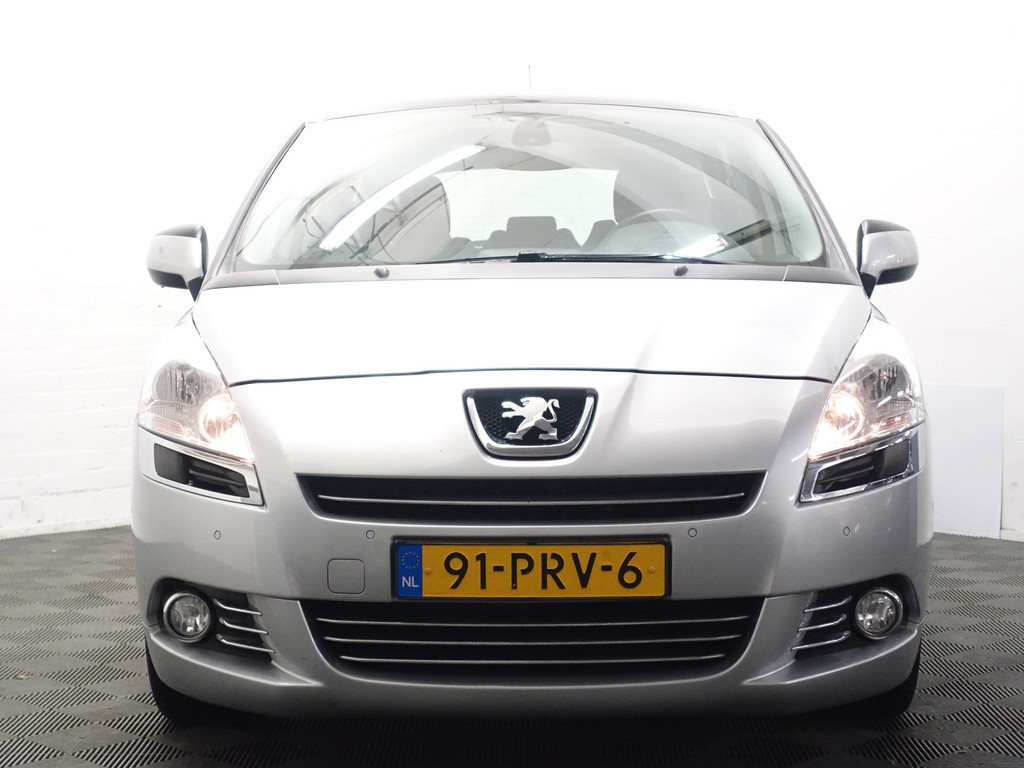 
Peugeot 5008 1.6 VTi Allure- Panodak, Navi, Clima, Cruise, Park Assist vol									
