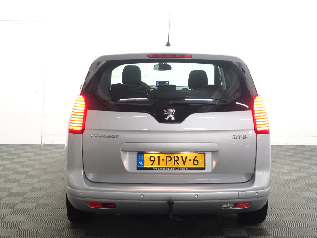 
Peugeot 5008 1.6 VTi Allure- Panodak, Navi, Clima, Cruise, Park Assist vol									