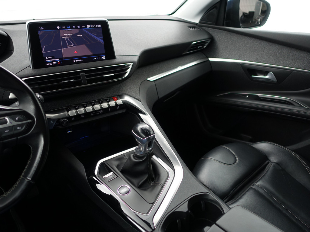 
Peugeot 5008 1.2 PureTech Premium GT Line- 7 Pers, Panodak, Memory, Sfeerverlichting, 360 Camera, Lane Assist, Keyless vol									