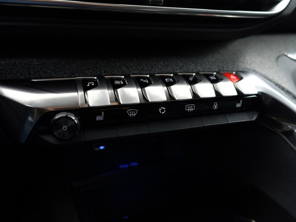 
Peugeot 5008 1.2 PureTech Premium GT Line- 7 Pers, Panodak, Memory, Sfeerverlichting, 360 Camera, Lane Assist, Keyless vol									