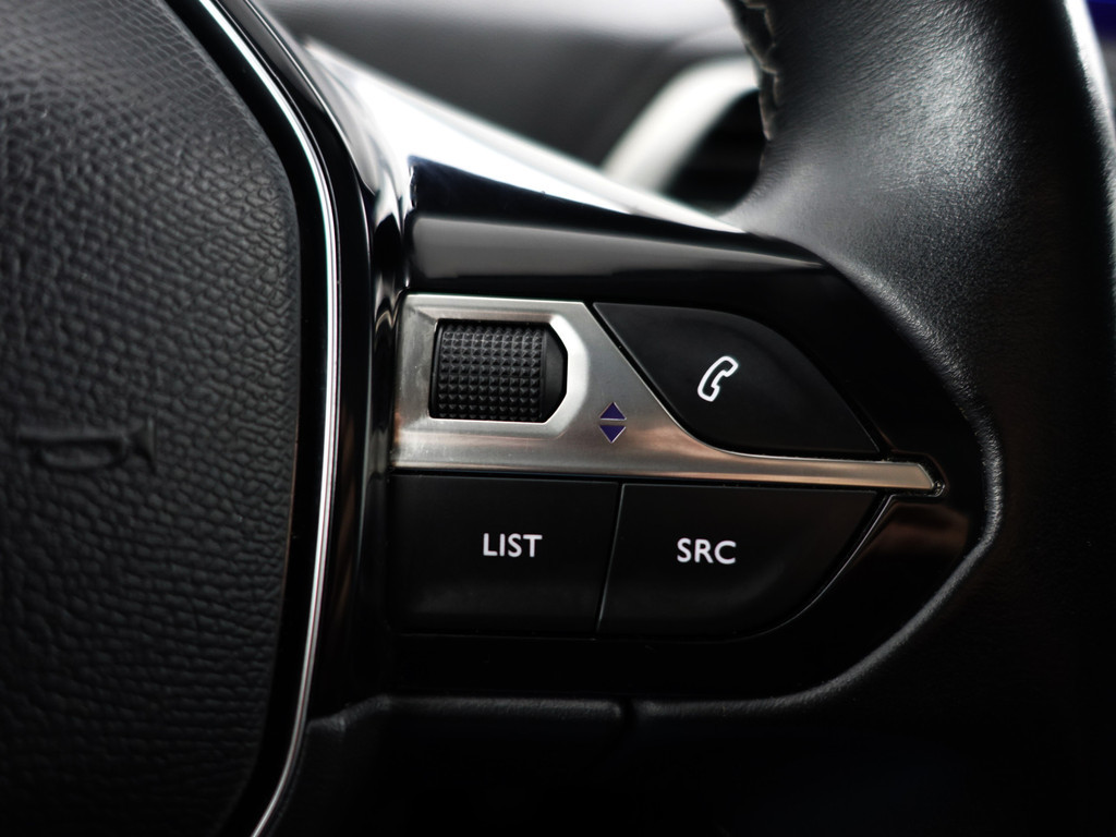 
Peugeot 5008 1.2 PureTech Premium GT Line- 7 Pers, Panodak, Memory, Sfeerverlichting, 360 Camera, Lane Assist, Keyless vol									