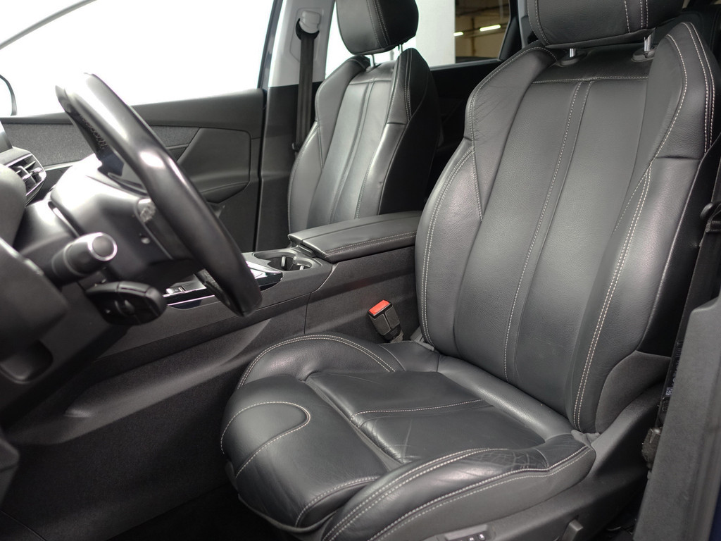 
Peugeot 5008 1.2 PureTech Premium GT Line- 7 Pers, Panodak, Memory, Sfeerverlichting, 360 Camera, Lane Assist, Keyless vol									