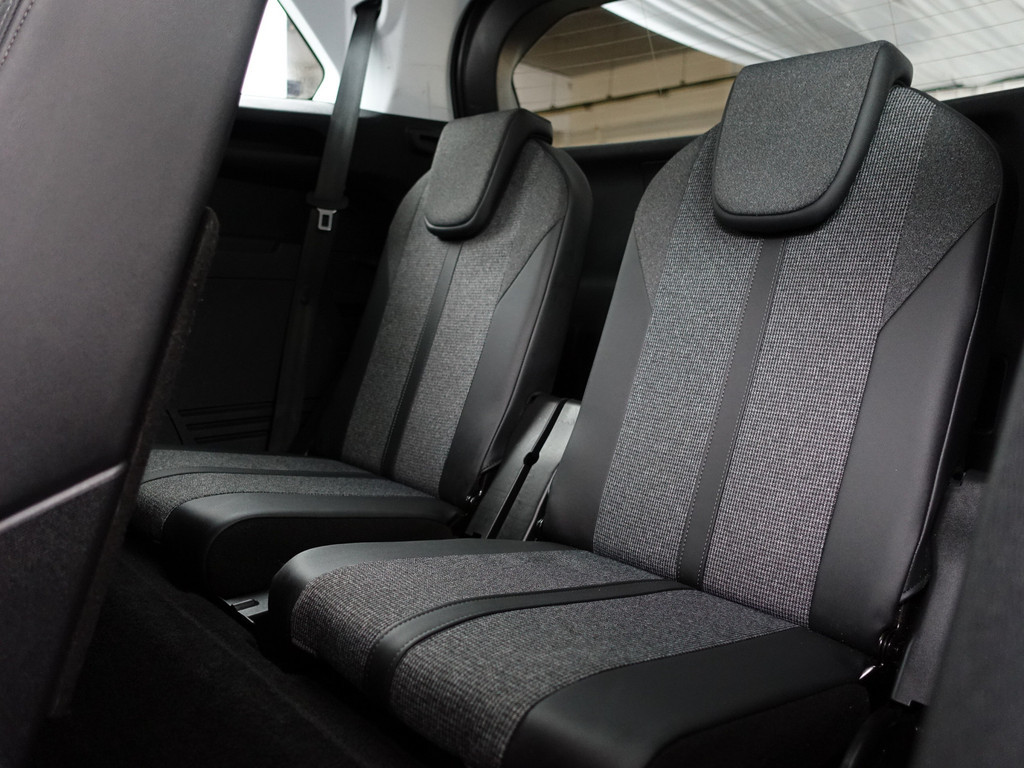 
Peugeot 5008 1.2 PureTech GT Line Aut- 7 Pers, CarPlay, Sfeerverlichting, Xenon Led, Ada Cruise, Keyless, Virtual Cockpit vol									