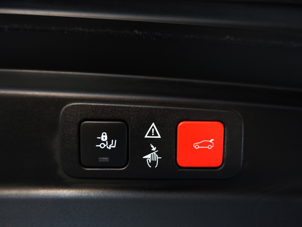 
Peugeot 5008 1.2 PureTech Premium GT Line- 7 Pers, Panodak, Memory, Sfeerverlichting, 360 Camera, Lane Assist, Keyless vol									